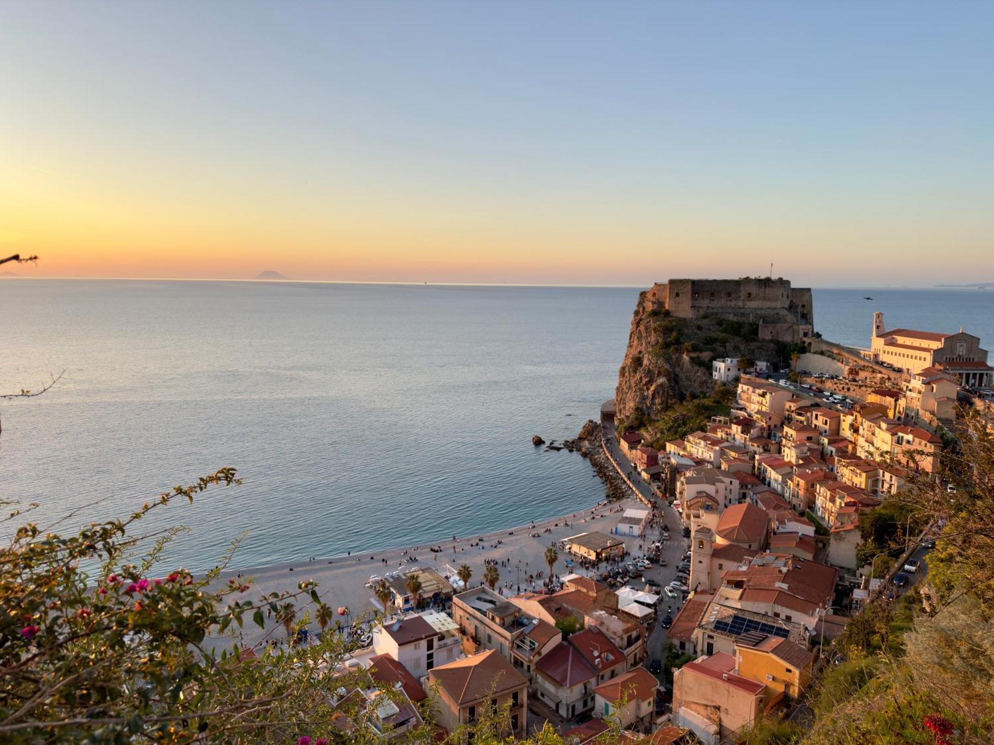 Leonardo Suites Scilla Exterior photo